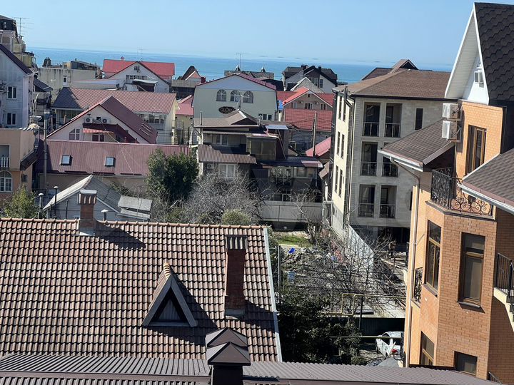 3-к. квартира, 90 м², 4/6 эт.