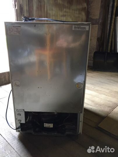 Мини-холодильник Daewoo electronics FR-091A