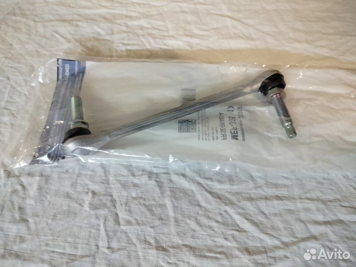 Стойка переднего стабилизатора Ford Mustang