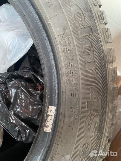 Goodyear Vector 4Seasons 215/55 R16