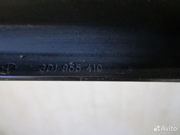 Поводок стеклоочистителя передний правый VW Phaeto