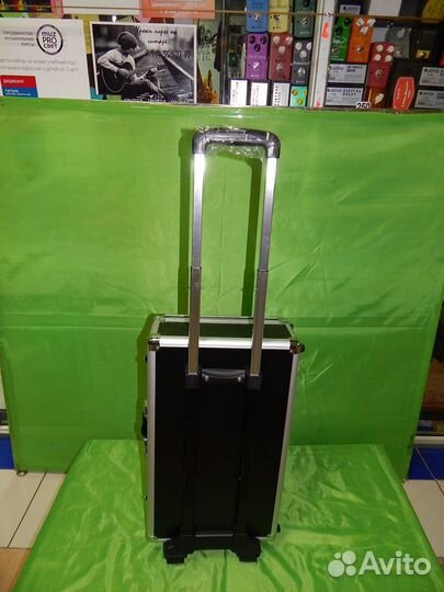 Кейс-педалборд