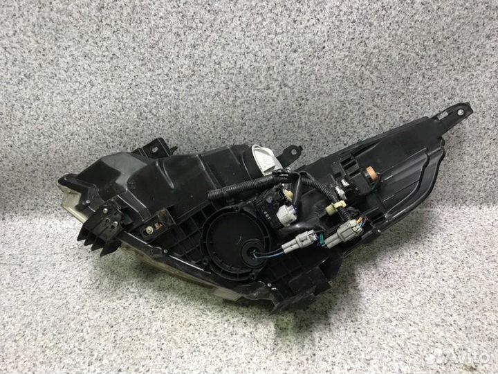 Фара правая Nissan Teana J32 2008