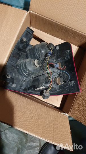 Задние фонари на range rover sport 2008г