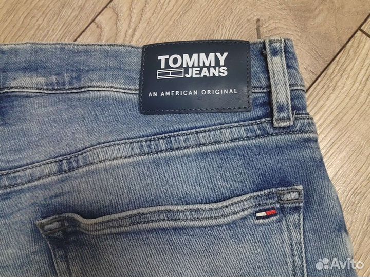 Джинсы Tommy Hilfiger