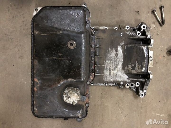 Поддон масляный двигателя (Audi A8)