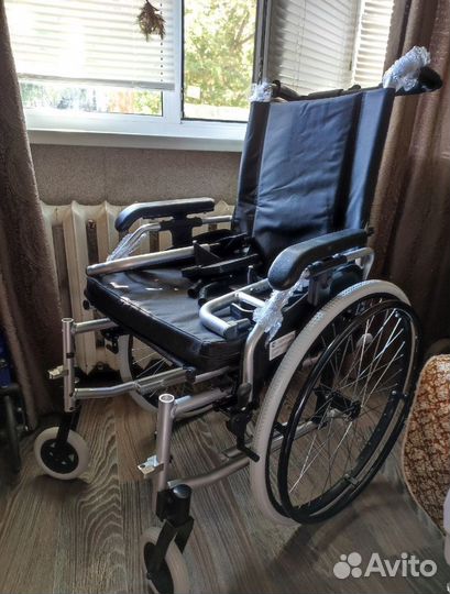 Инвалидное кресло коляска