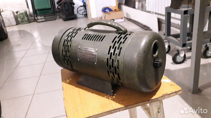 Зарядное устройство