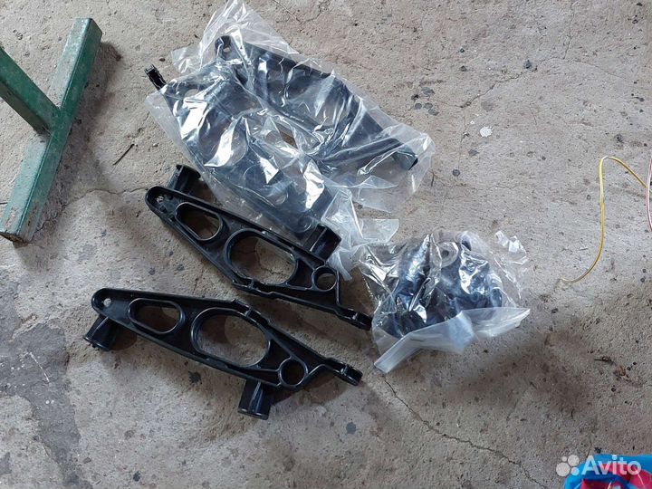 Кронштейн сонцезащитного козырька на манTGX