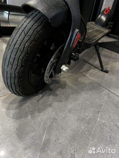 Электросамокат Hoverbot TT-03