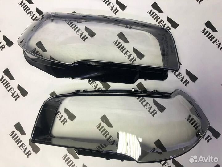Левое стекло фары BMW X3 E83 2003-2010