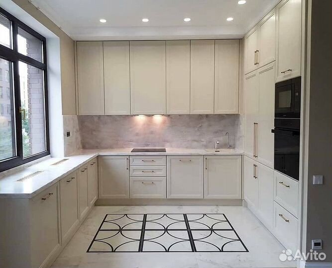 Кухня под потолок из мдф на заказ, цех в Омске