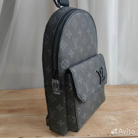 Сумка через плечо louis vuitton кожа