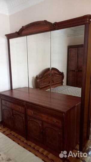 Стенка в гостиную