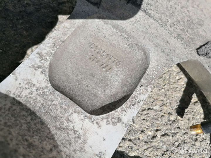 Литой диск r17 5x114.3 Nissan оригинал