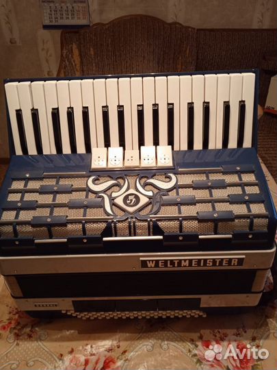 Аккордеон Weltmeister Cordal