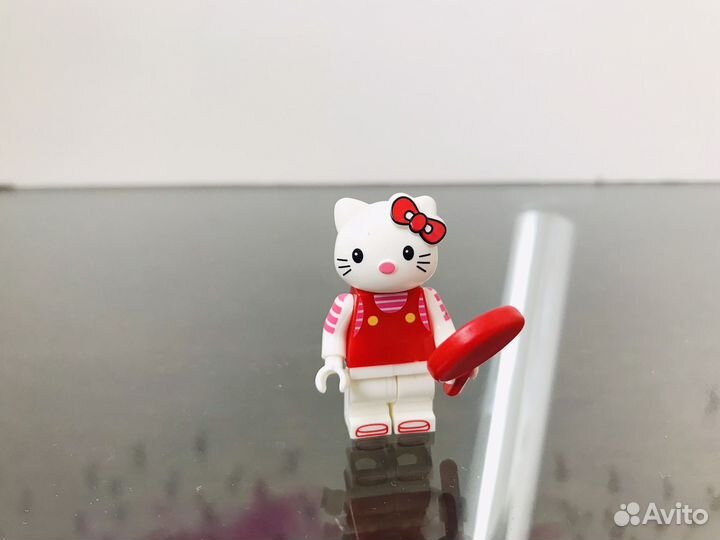 Минифигурка Hello Kitty не lego