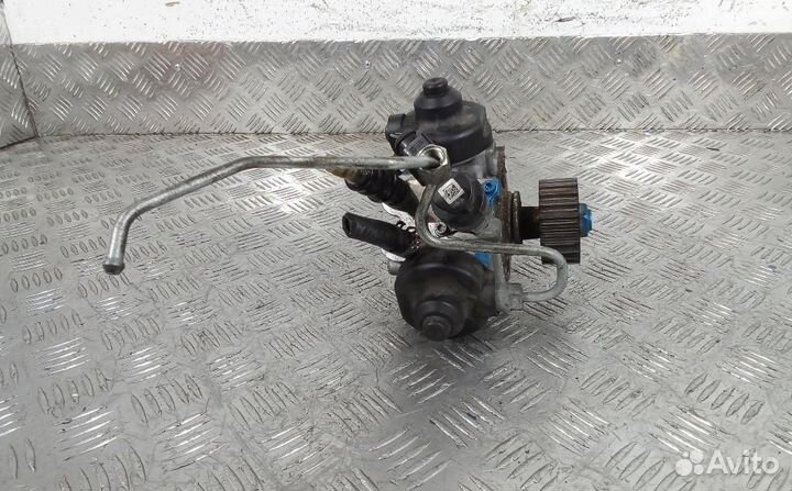 Насос топливный (тнвд) Audi A4/RS4/S4