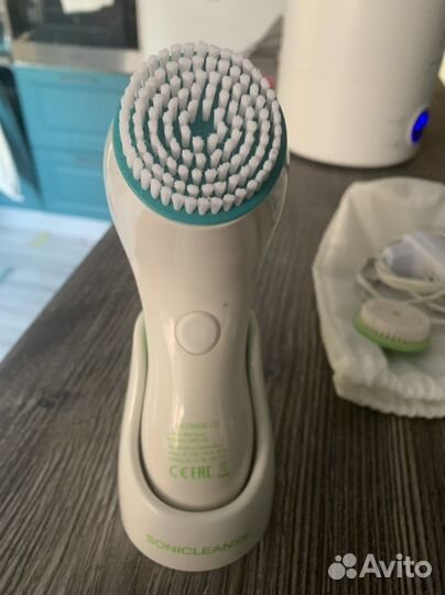 Щетка для очищения лица Gezatone массажер