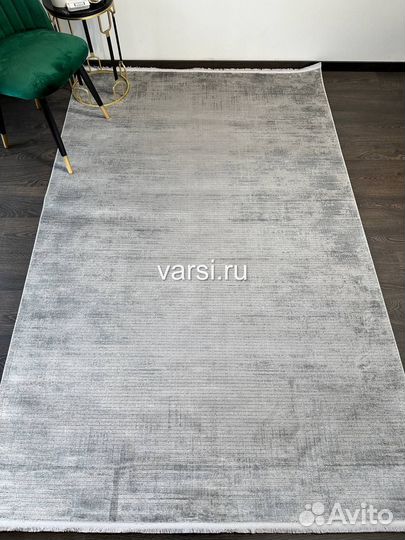 Ковер 2 на 3 шелковый новый