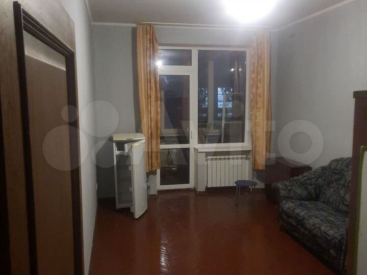 Комната 19 м² в 3-к., 2/4 эт.