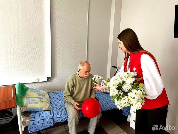 Уход за пожилыми людьми - сиделка