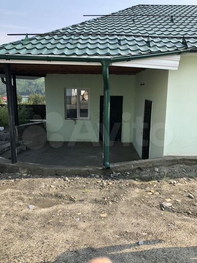 Коттедж 260 м² на участке 12 сот.