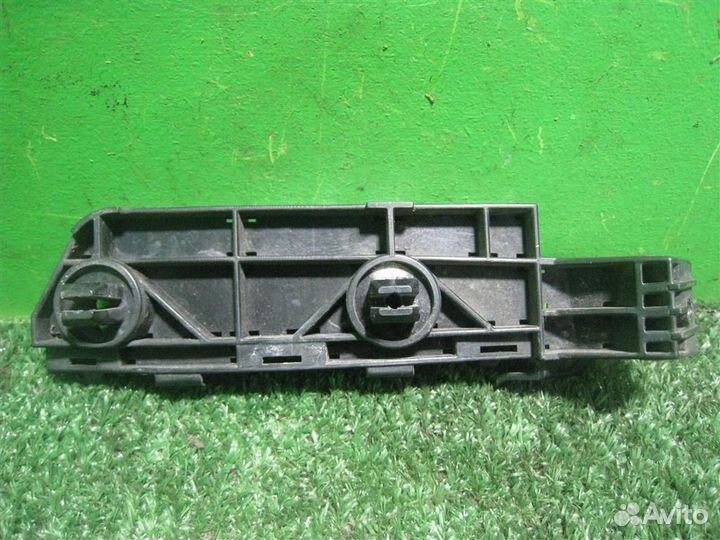 Кронштейн бампера переднего левый Honda CR-V 3 (R