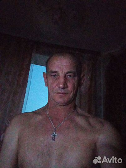 Водитель самосвала камаз