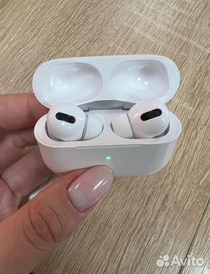 Беспроводные наушники Airpods pro