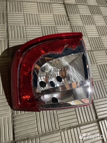 Задняя фара skoda rapid