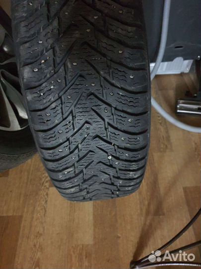 Nokian Tyres Hakkapeliitta 8 225/65 R17