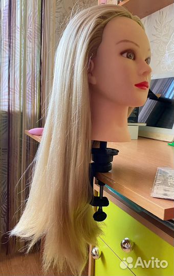 Голова манекен с волосами