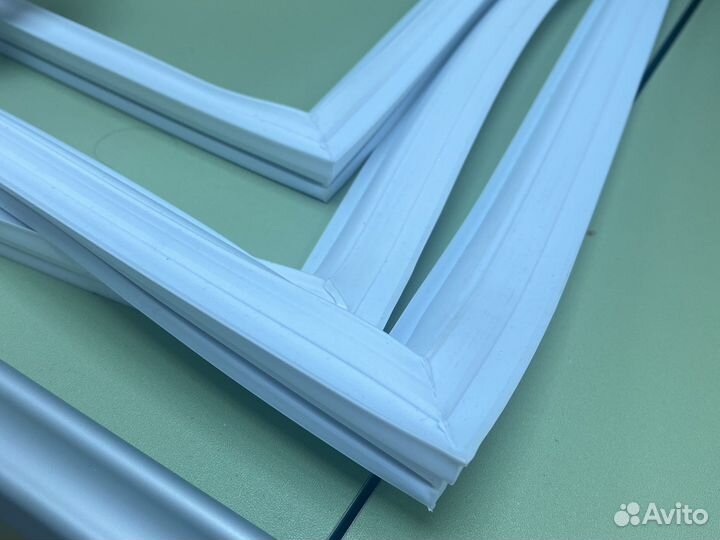 Уплотнитель на холодильник любой марки