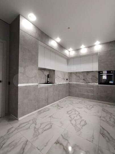 2-к. квартира, 70 м², 16/17 эт.