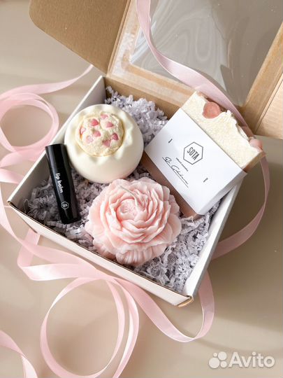 Подарочный набор косметики/ набор к 8 марта