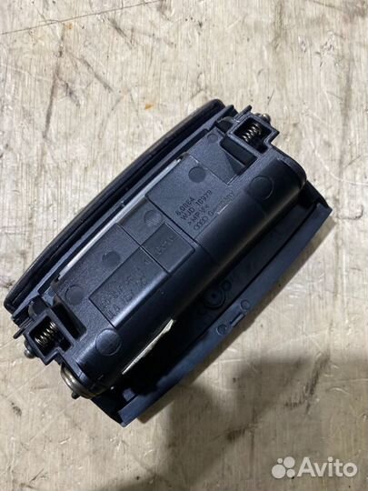 Пепельница Audi A4 8EC BDV 2001-2004