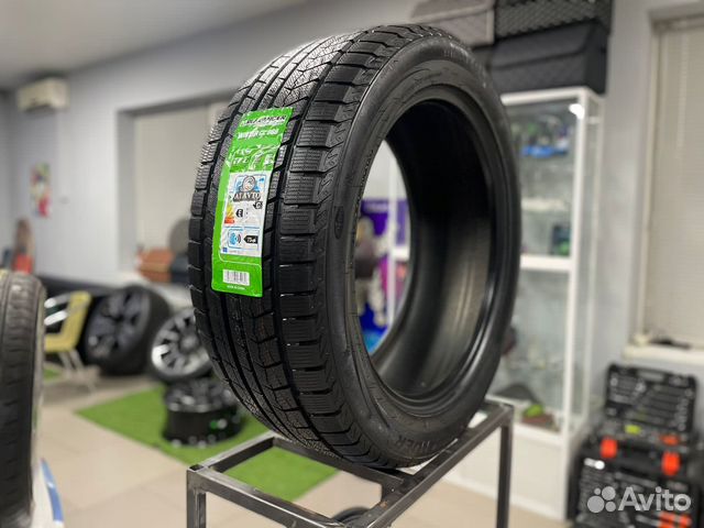 Grenlander Winter GL868 215/50 R17 95H