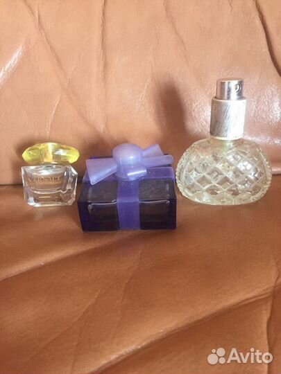 Винтажные и современные флаконы от духов