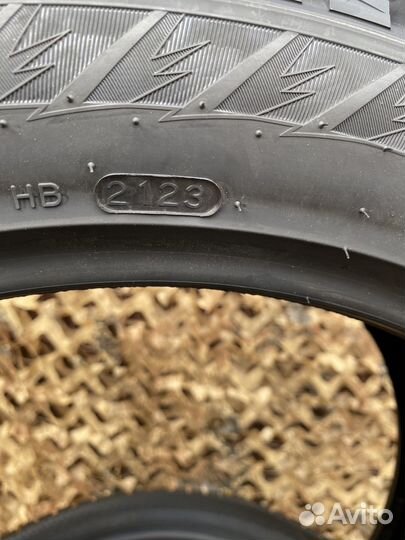 Hankook Winter I'Pike X SUV 255/45 R20 105T