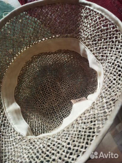 Шляпа ручной работы из соломки