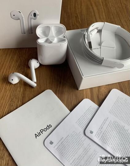 Airpods 2 V2 последней ревизии + Power Bank Apple