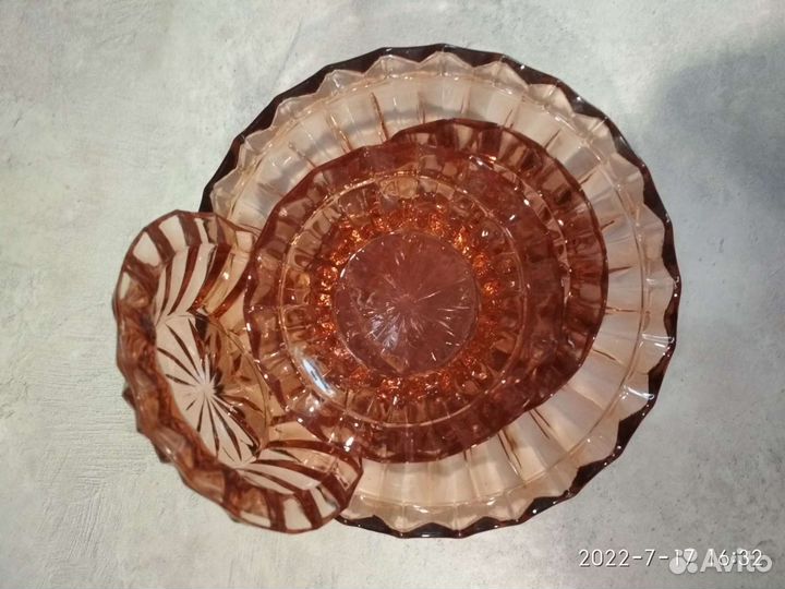 Посуда для сервировки стола