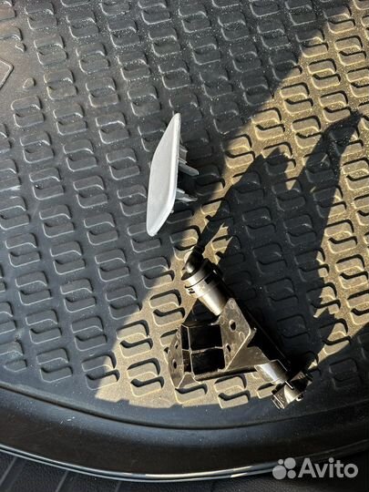 Форсунки омывателя и крышка форсунки омывателя