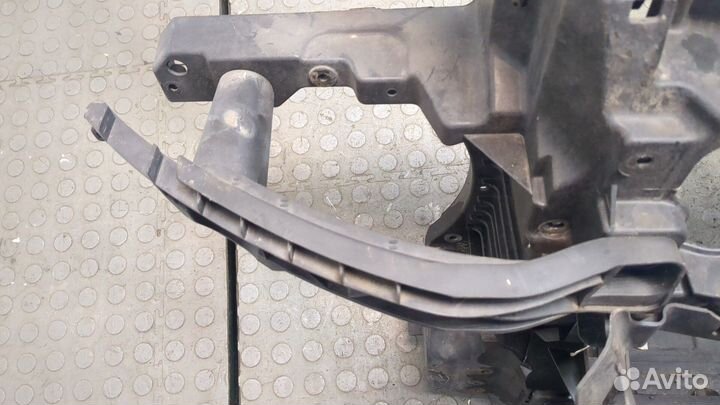 Рамка передняя Volkswagen Jetta 5