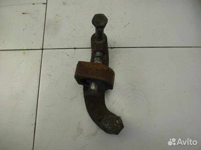 Кронштейн выжимного подшипника Scania 3 series