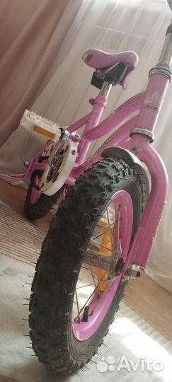 Велосипед детский 4 колесный