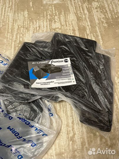 Коврики автомобильные новые Land Cruiser Prado 150