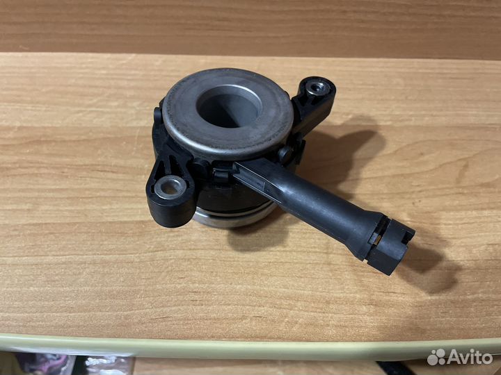 Выжимной подшипник гидравлический