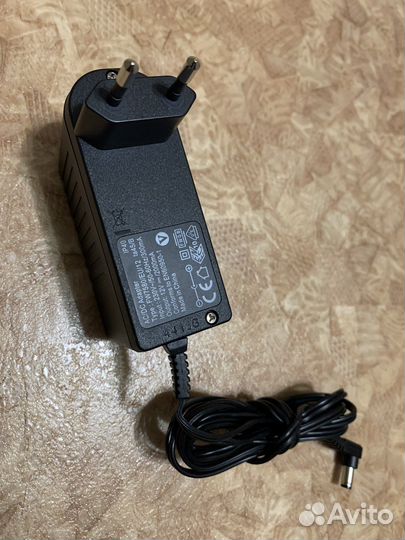 Адаптер питания 12v 2a